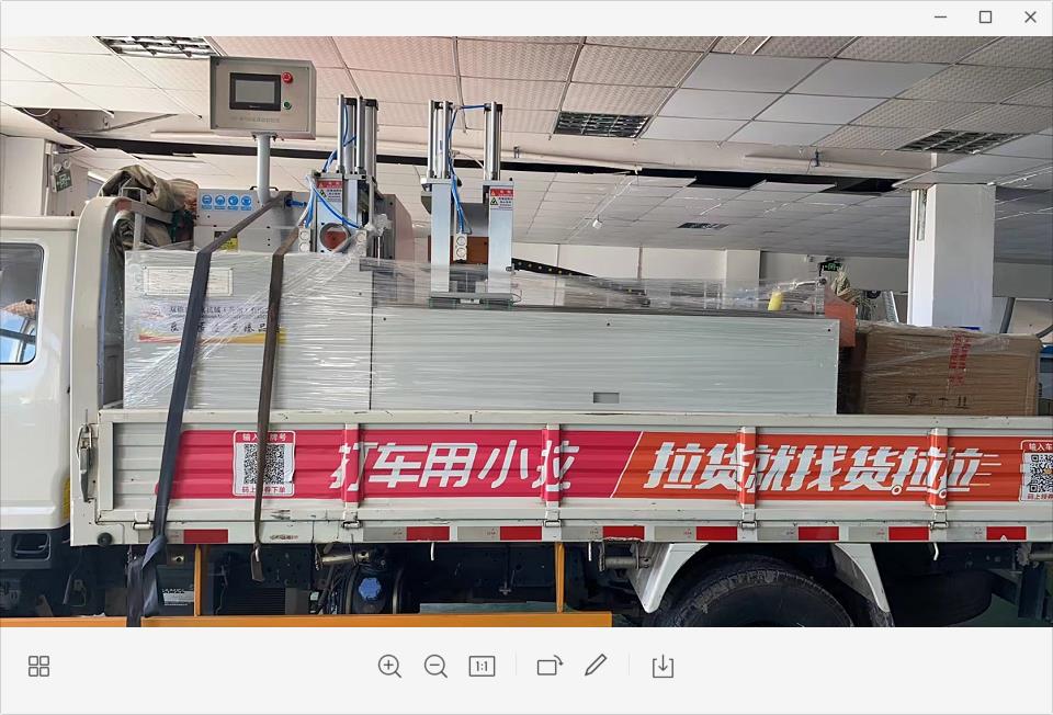 合作3年的老客戶(hù)，再次回購(gòu)一臺(tái)全自動(dòng)切鋁機(jī)設(shè)備發(fā)貨了